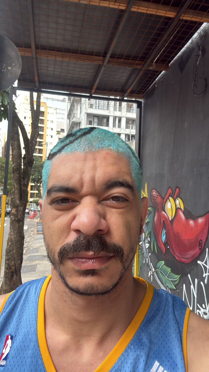 Mu540's tweet photo. Bom dia cortei o cabelo gostaram https://t.co/MVRNX1frln