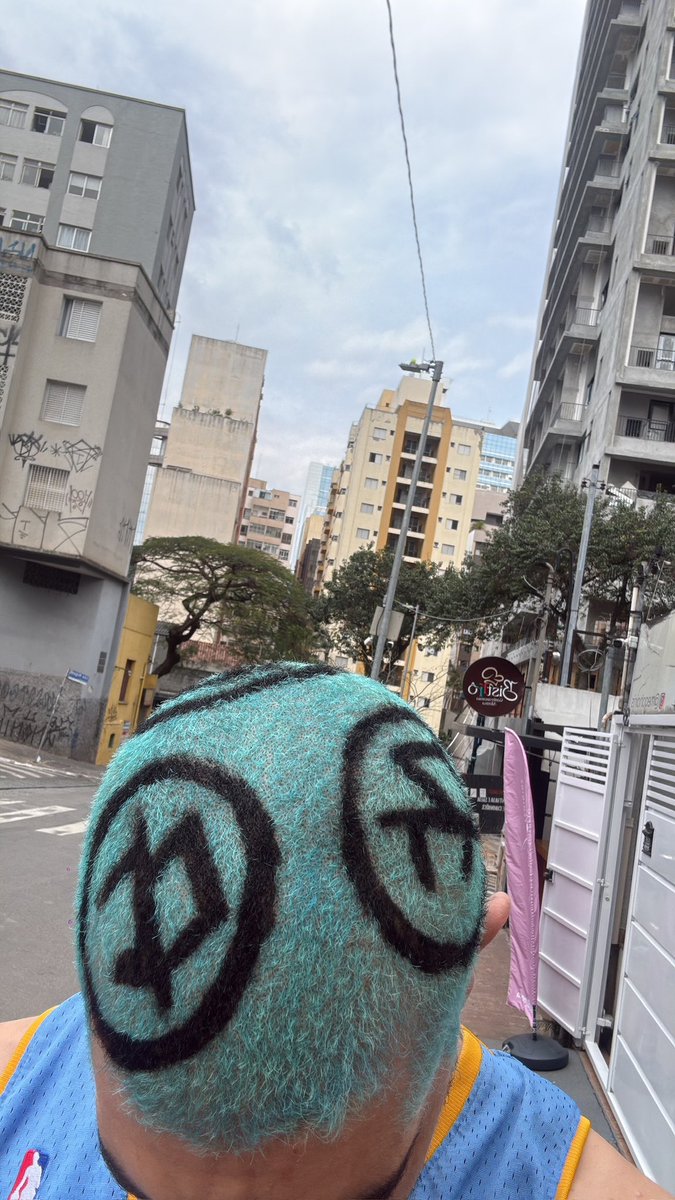 Mu540's tweet photo. Bom dia cortei o cabelo gostaram https://t.co/MVRNX1frln