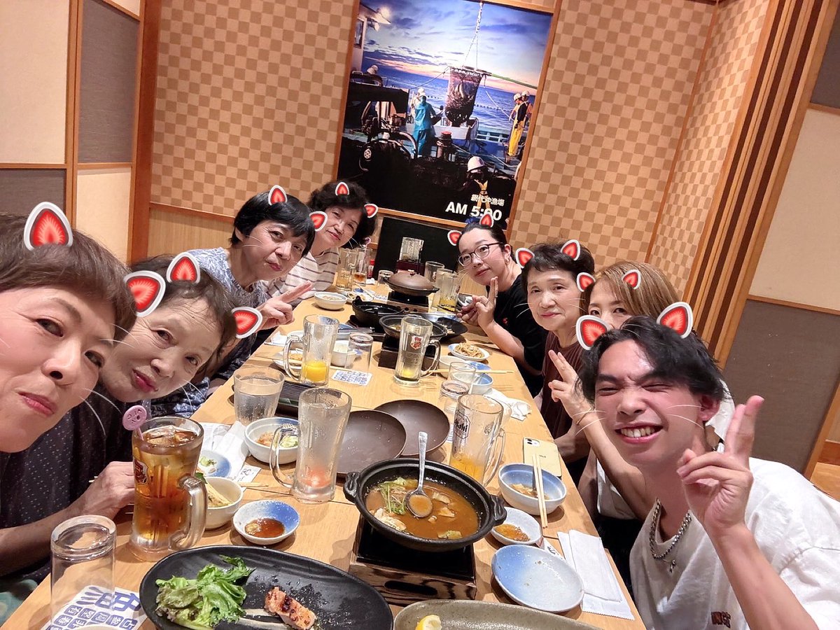 YNochibi7's tweet photo. 本当に4年半ありがとうございました😭
大変だったけど、楽しかったです😚
また何処で会いましょう🥰 https://t.co/ur7cfZlOAi