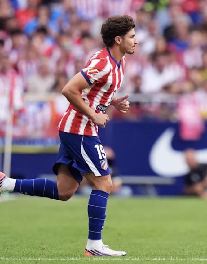 CuleUniverse's tweet photo. The Julian Alvarez saga is over ❌ He rejected other offers up until yesterday for the hope of playing with Barcelona in January or next summer. We will see what happens next but for now he’s a Atletico Madrid player‼️ https://t.co/5rUjT9dAAi