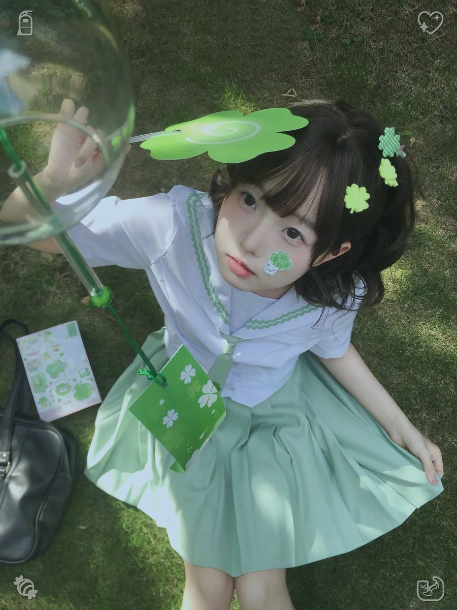 marukomenmen's tweet photo. 🍺Lemon, mint, and sugar teaUpon the release of her book, it skyrocketed to bestseller status, moving thousands of copies globally. Audiences were drawn to her candid, down-to-earth narrative, and her themes of self-assurance and authenticity struck a chord with individuals acro https://t.co/CivA3ciClo