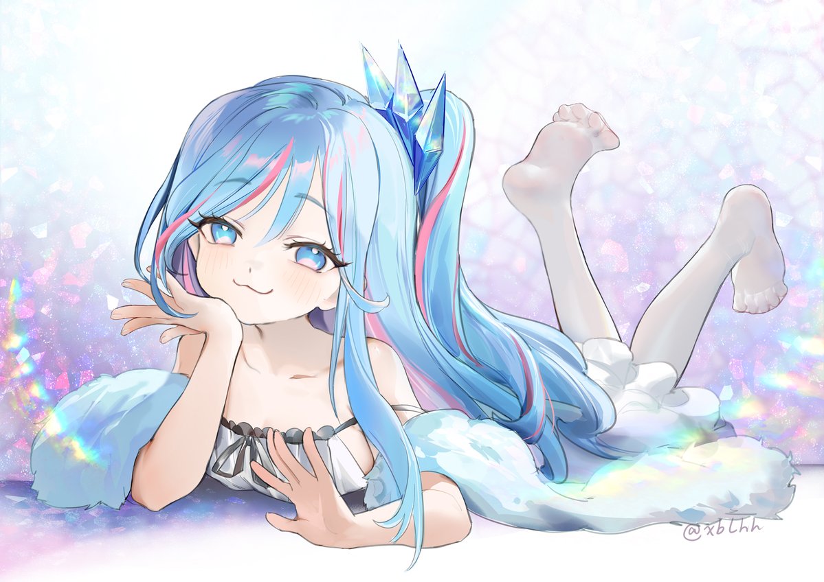 xblhh's tweet photo. 🦶😋 https://t.co/82x53bA0qS