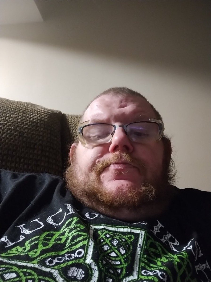 RobertH5267973's tweet photo. Today's my birthday and I'm sad https://t.co/6s4iydijbR