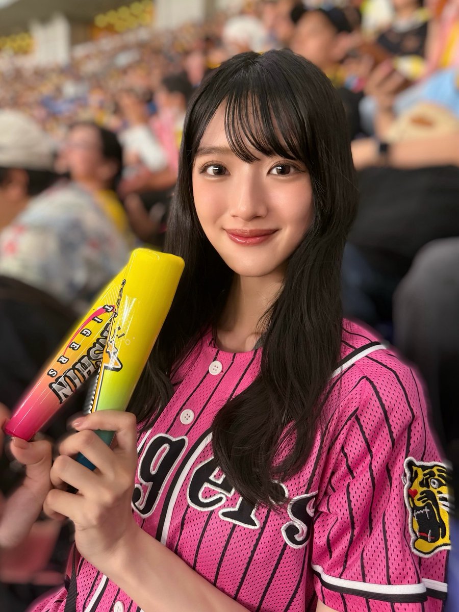 momo_001121's tweet photo. インスタ更新しました❤️‍🔥！

インスタのコメント返しします😻💖

#阪神タイガース
 https://t.co/V4aVO9azyJ https://t.co/VC9r3Gqsc1