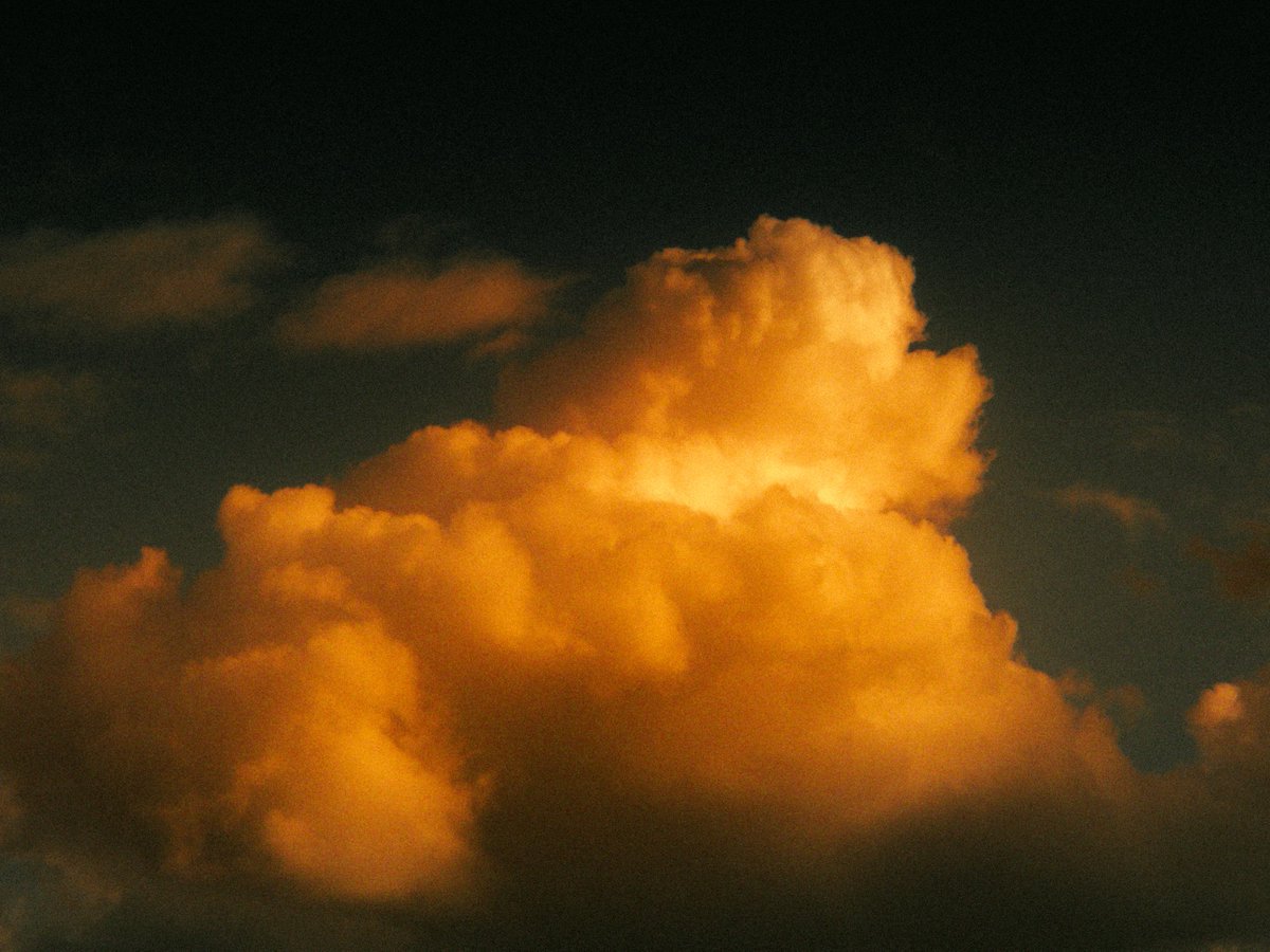 arthextic's tweet photo. skywork https://t.co/fy3uDpca3x