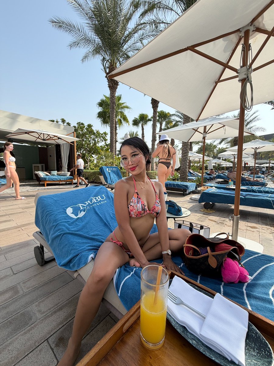Princessphphaa's tweet photo. Having great time here at nobu in Dubai with you loser money 🤭🤭 

Findom femdom paypigs https://t.co/Tr5OZYdESk