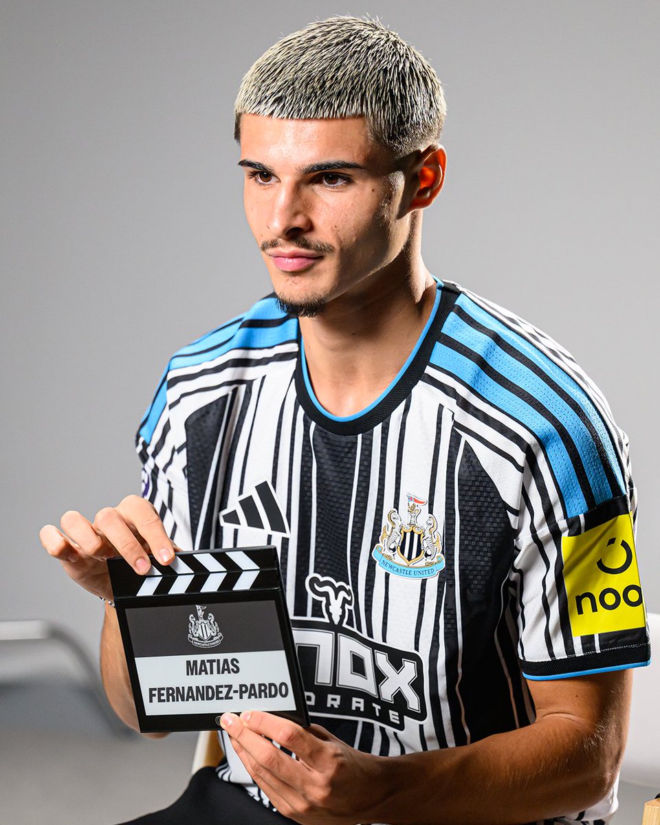 NUFC's tweet photo. BTS: Signing shoot 🎬 https://t.co/cBuVPwYH2T