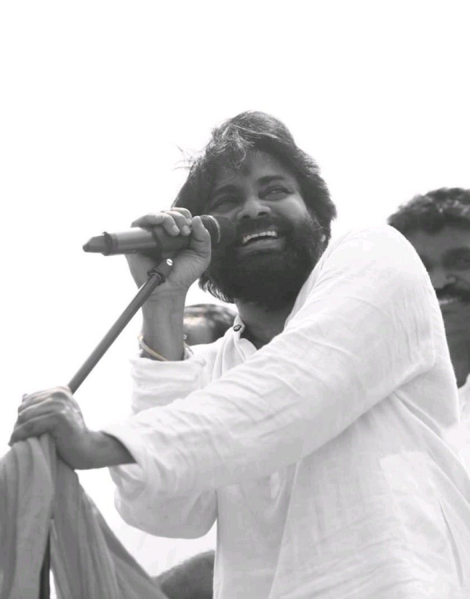 Jagadeesh520's tweet photo. #HBDJanaSenaniPawanKalyan 

Happy Birthday 🫂 @PawanKalyan ❤️🥹 https://t.co/2CtPgvF4DH