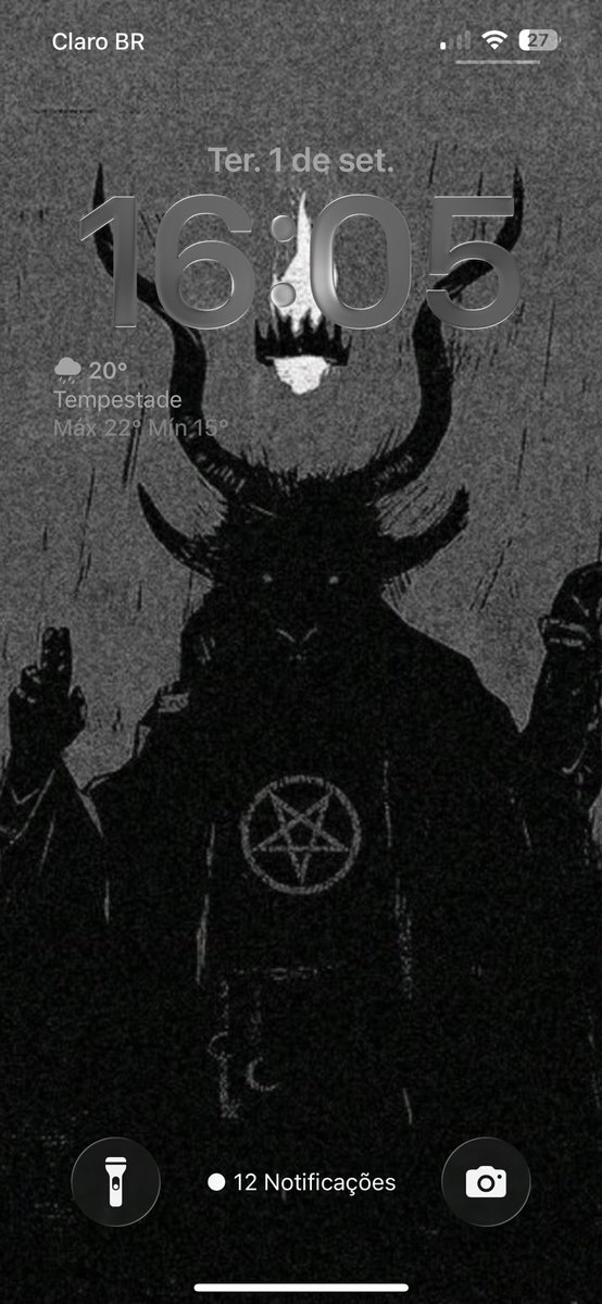 jv_lousanoo's tweet photo. profile / lockscreen / last song played / pinterest https://t.co/UFEmRdWU22