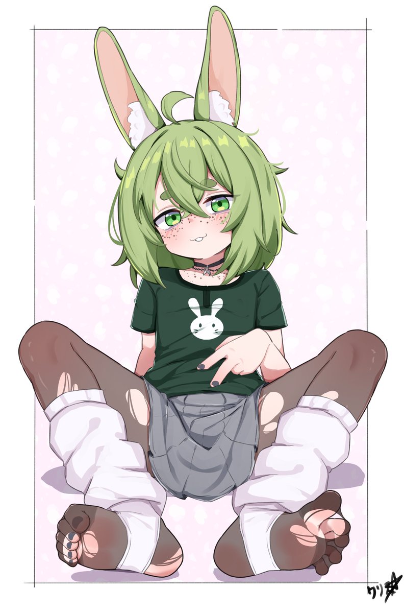 kurisubopppp's tweet photo. OC Commission💚 https://t.co/uqVXW8QTqM