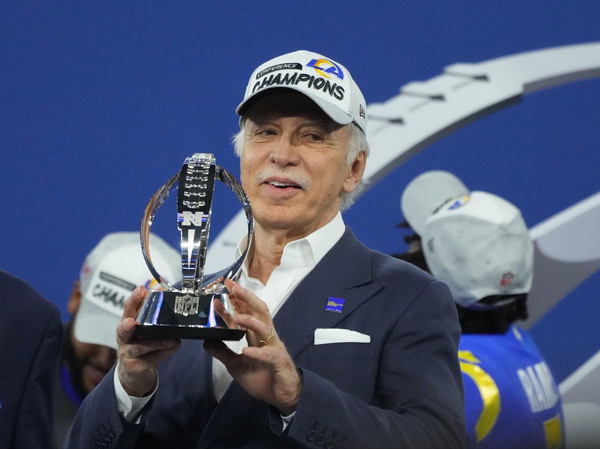 SleeperAngels's tweet photo. Stan Kroenke on purchasing the Angels:

“The Angels are a storied franchise anchored in a great market. We look forward to an exciting future with the Angels organization.”

FIRE ME UP STAN🔥

(@BillShaikin) https://t.co/lUwURmOE3p