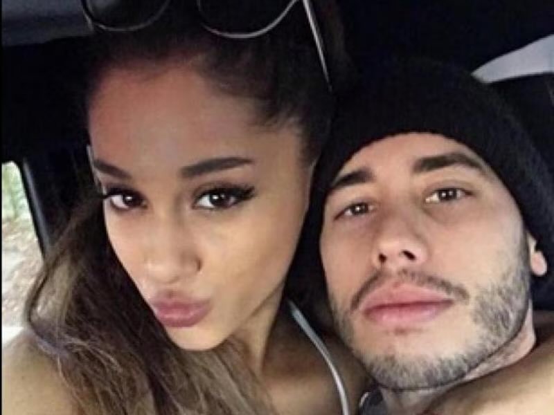 buffys's tweet photo. ARIANA GRANDE AT THE ETERNAL SUNSHINE TOUR TONIGHT:
“wrote some songs about ricky, i’m tryna make him my last” https://t.co/Zch7hTzCLH