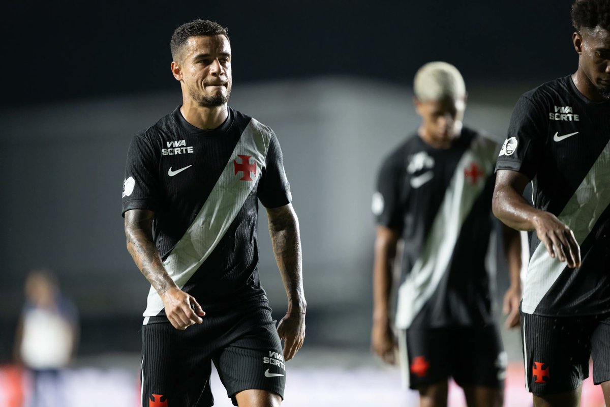 juliancastvt's tweet photo. 🚨🇧🇷 Coutinho-Espanyol | La operación avanza.
El brasileño estaría dispuesto a priorizar una vuelta a LaLiga y, según fuentes cercanas a la negociación, el aspecto económico no sería un obstáculo principal.

El Espanyol prepara ahora su propuesta formal. 👀

#RCDE #Espanyol https://t.co/fNaquJqdNA