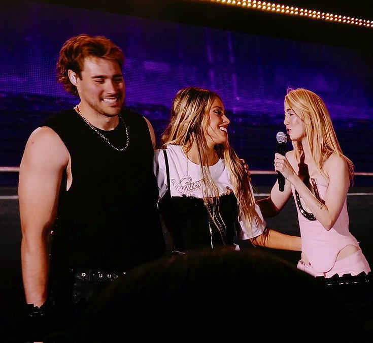 TINIData's tweet photo. Jorge Blanco y Mechi Lambre serán los inivitados a los shows de FUTTTURA WORLD TOUR en Mexico https://t.co/yPsb7SXbUs