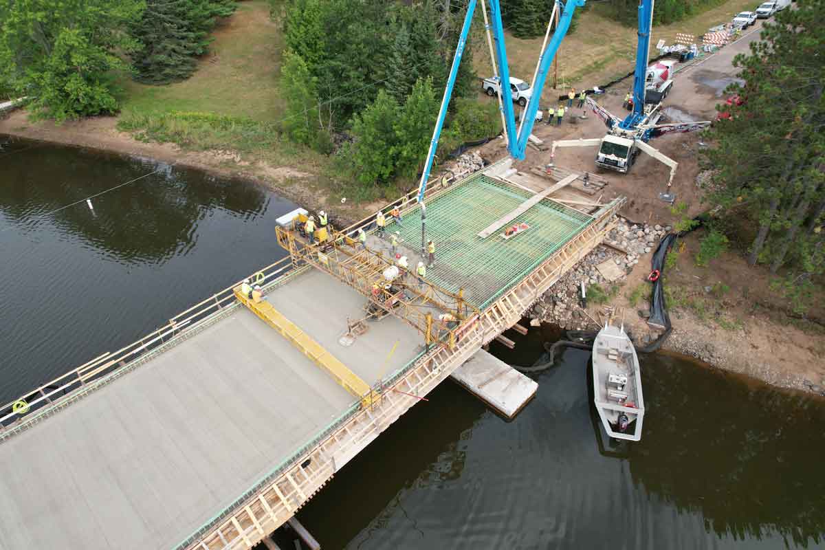 DAAREngineering's tweet photo. Project Update: A 260-cubic-yard bridge deck pour was completed in just over 5 hours! The project remains on schedule, with the road set to reopen by early October.

#BridgeConstruction #TeamDAAR https://t.co/haDIf4F0Di