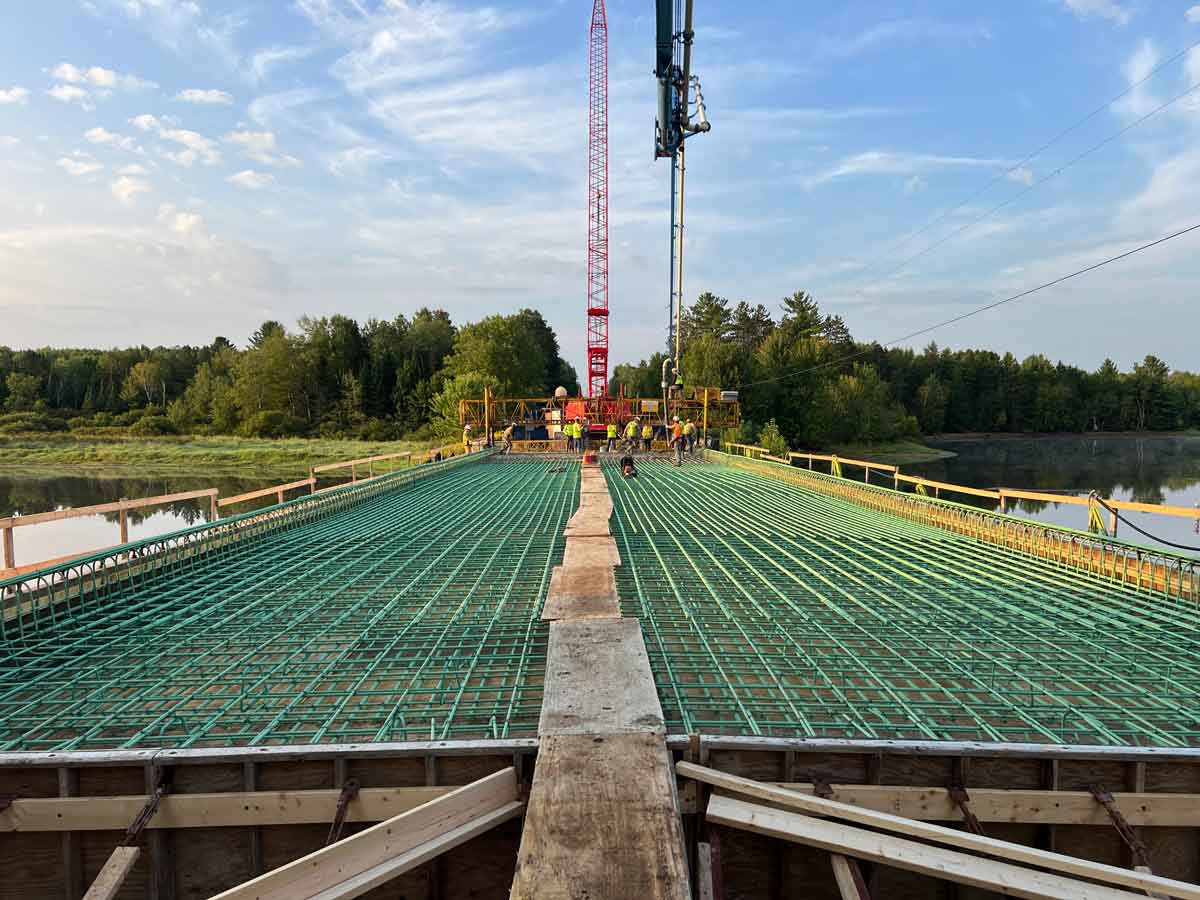 DAAREngineering's tweet photo. Project Update: A 260-cubic-yard bridge deck pour was completed in just over 5 hours! The project remains on schedule, with the road set to reopen by early October.

#BridgeConstruction #TeamDAAR https://t.co/haDIf4F0Di