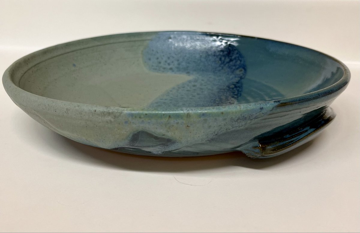 melostrom's tweet photo. New platter in tornado sky and Mediterranean blue. Really liking this glaze combination. #pottery🌪️🌊💚 https://t.co/mFLmxBQK8F