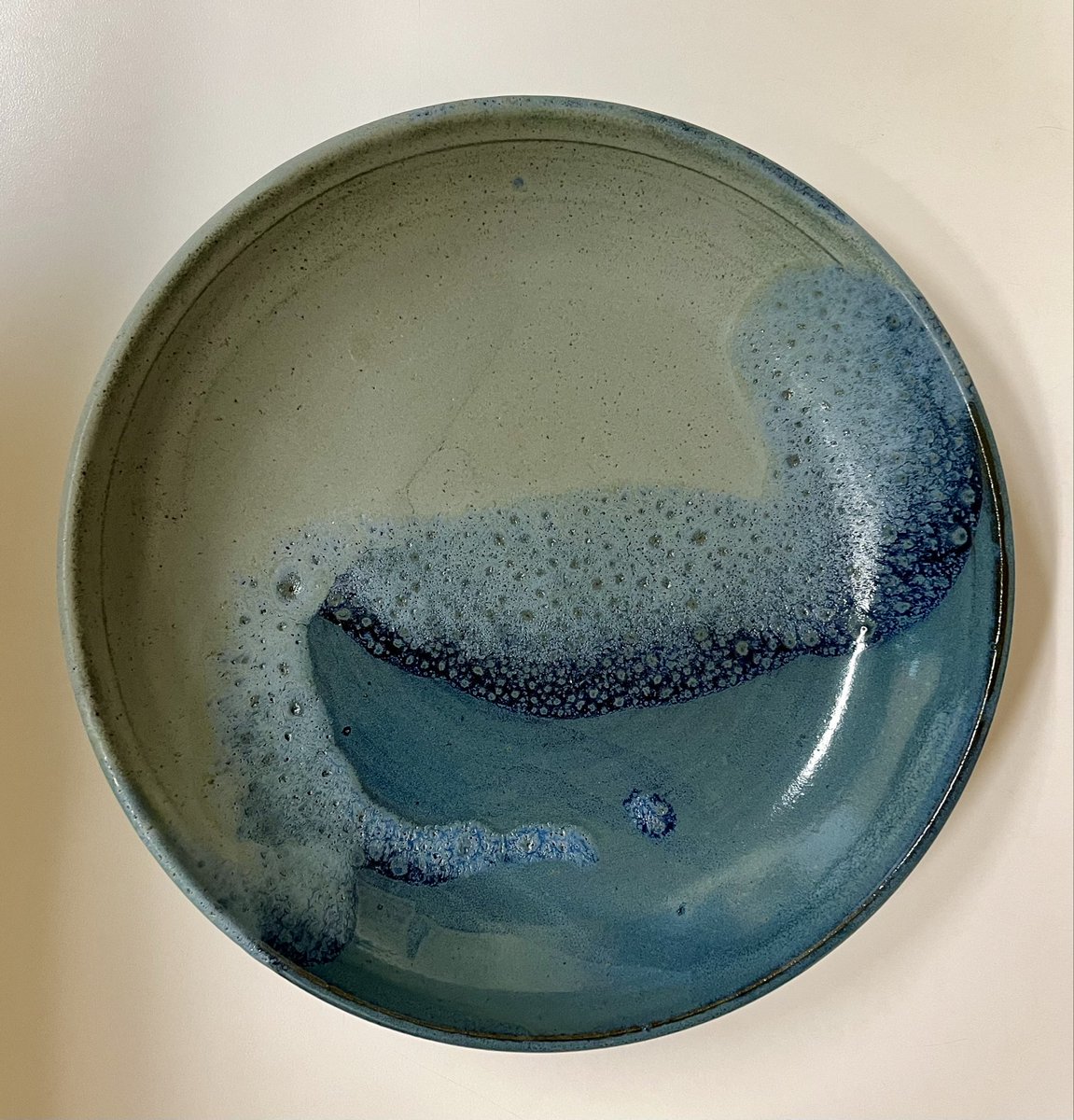 melostrom's tweet photo. New platter in tornado sky and Mediterranean blue. Really liking this glaze combination. #pottery🌪️🌊💚 https://t.co/mFLmxBQK8F