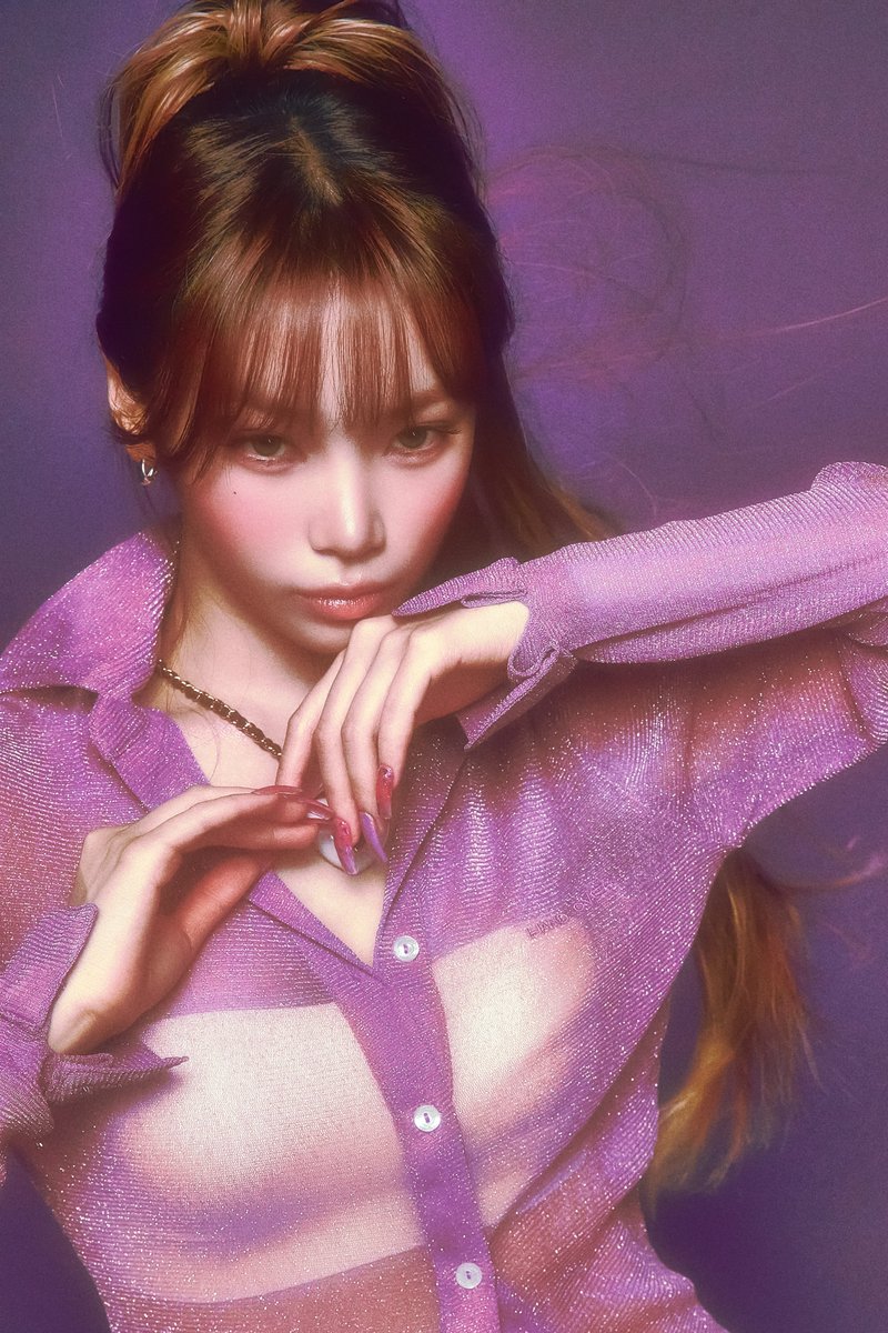 sserafimhalo's tweet photo. this ponytail.. oh chaeriana grande https://t.co/m7kAd4uZBJ