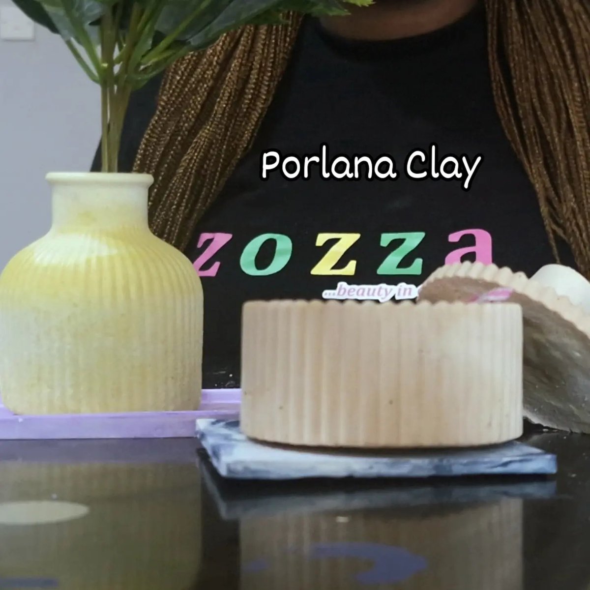 byzozza's tweet photo. Can you tell which is gypsum and which is porlana clay craft? https://t.co/nwEEURrL27