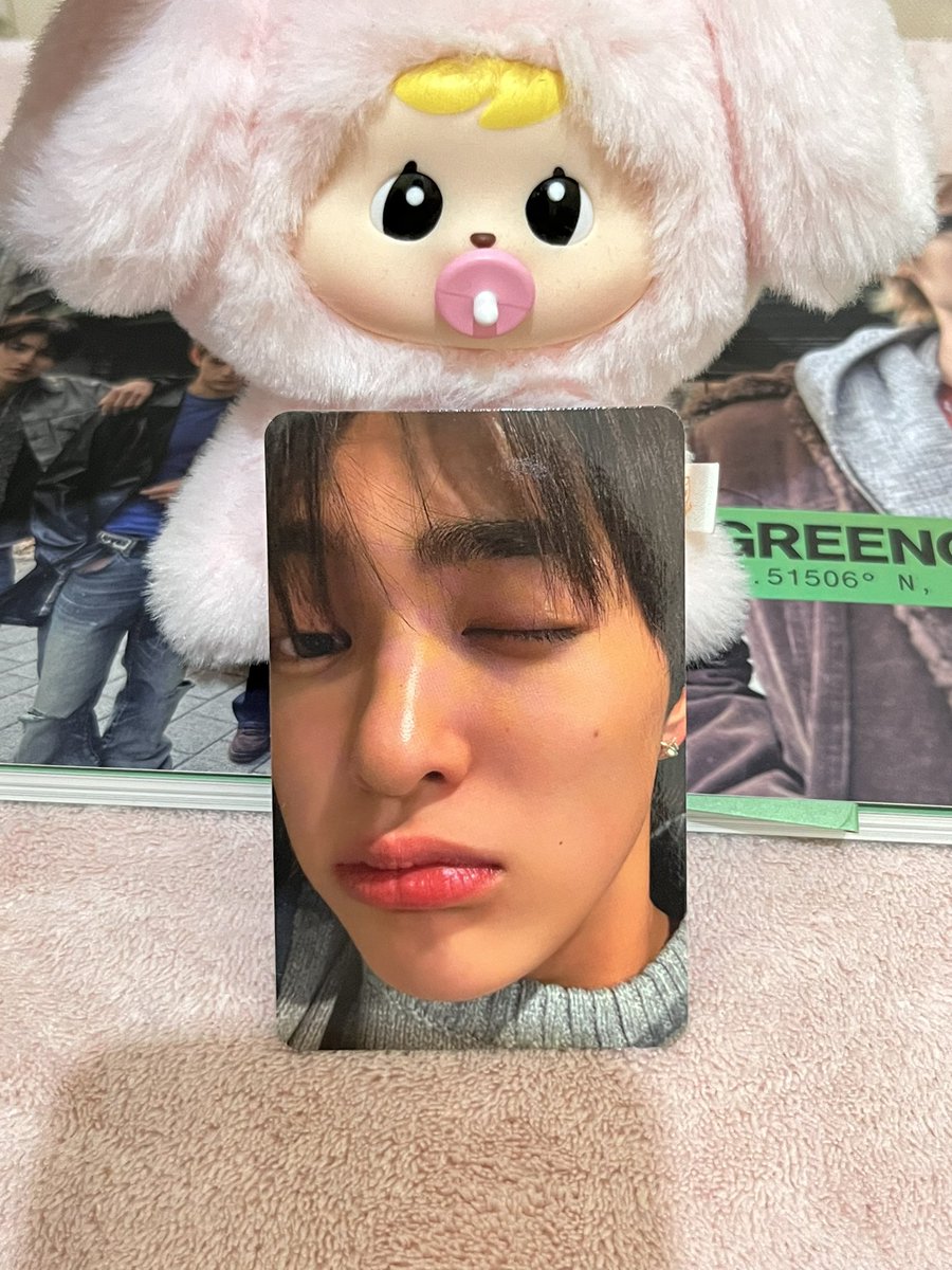 achasheally's tweet photo. #wts 
want to sell photocard pob cu keonho/keonho zoom
price: 285k (no nego!)
•jateng, semarang 
•co🍊
•exc pack 5k https://t.co/NHoAwJ4g1M