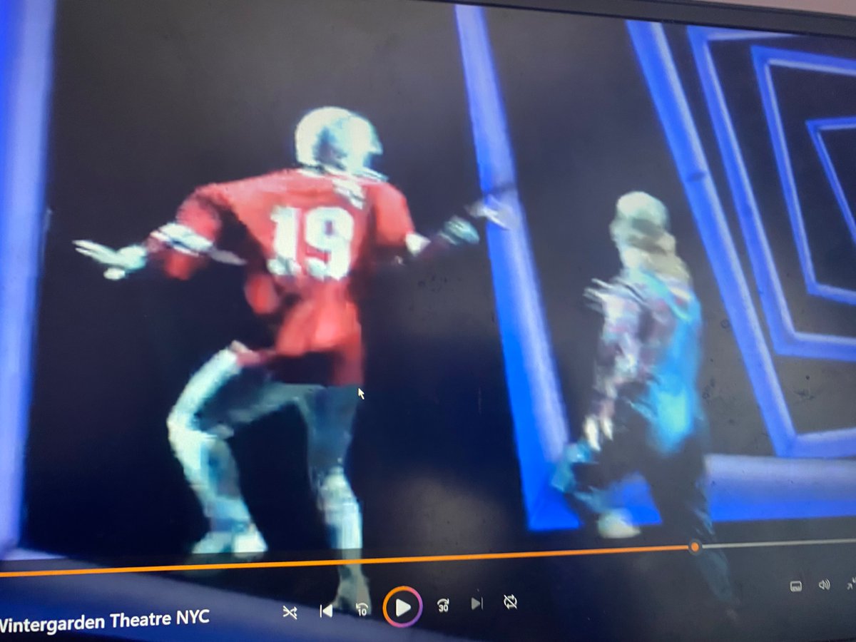 axelwaxelwoowoo's tweet photo. spreading my football jock x handyman from the beetlejuice musical recording my friend has because i have to be the first person to think this agree with me its yaoi #beetlejuice https://t.co/tNNE0TFzJP