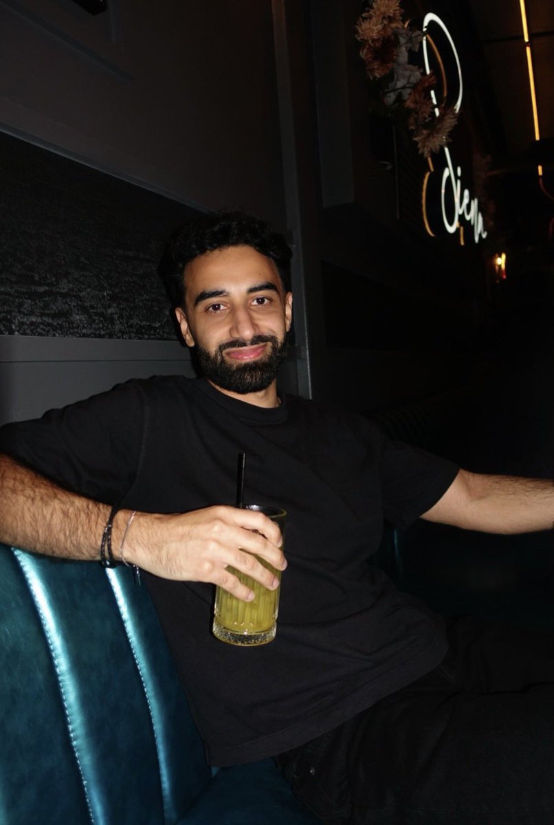 OhZarth's tweet photo. Happy birthday to the best streamer out there, hope you have a great day @Zemie 🥳🎉 https://t.co/OdP6uSmfaI