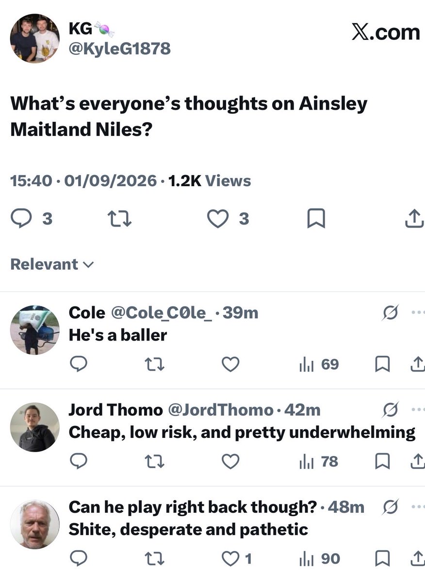 Craig_O11's tweet photo. Ah welcome to Everton X 😂😂 https://t.co/8BdeclR4eY