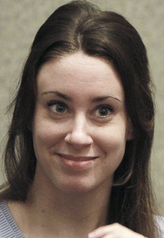 MysteriousSwor2's tweet photo. @shoe0nhead @darlingstrawbie Clancy's eyes are as dead as Casey Anthony's. https://t.co/RcRP9p7dG3