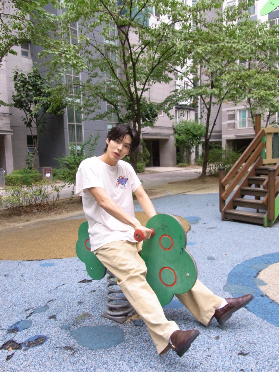 yyonhoo's tweet photo. Have a good rest everyone! https://t.co/TEiLuOpKFP
