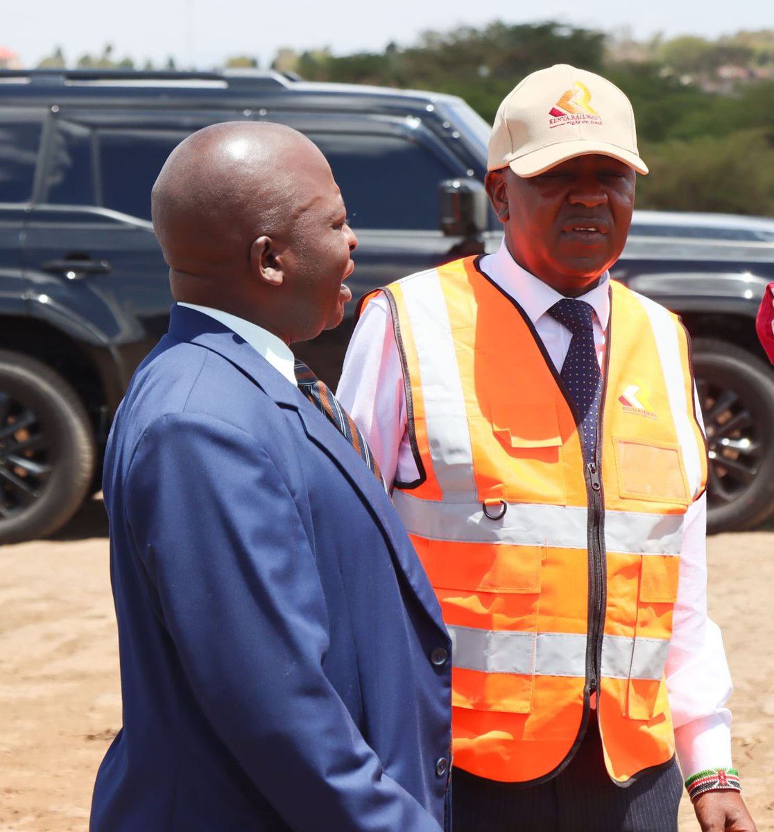KenyaRailways_'s tweet photo. The land acquisition process for the Naivasha-Kisumu Standard Gauge Railway (SGR) Phase 2B project is now underway, with gazettement, inspection and valuation of affected land parcels ongoing. https://t.co/x8xn9JlRfa