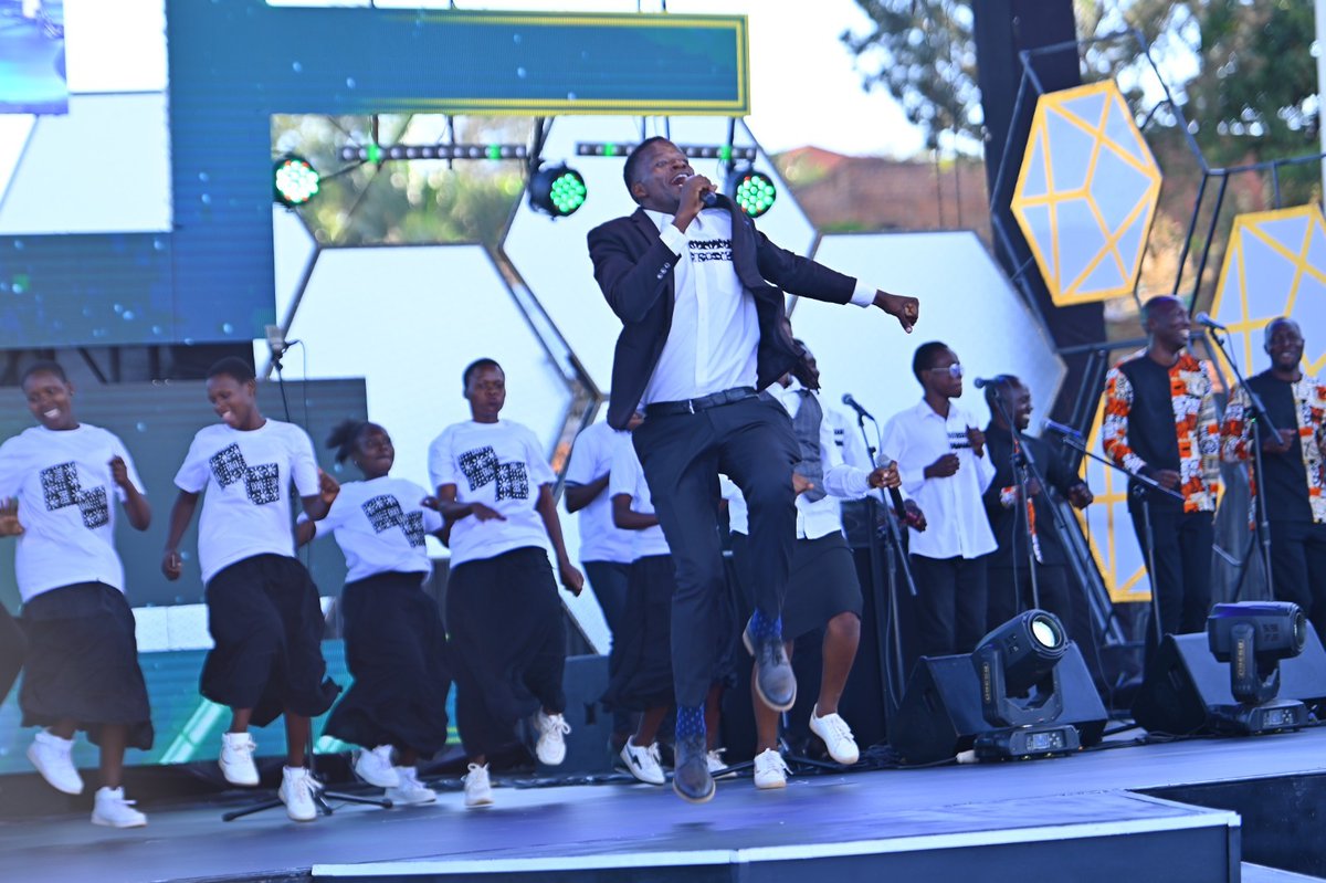 DailyMonitor's tweet photo. This year's #ProphetElvisMbonye Honour Day kicked off with a praise and worship session led by choirs from Western Uganda. https://t.co/sWZd1Dmw2v