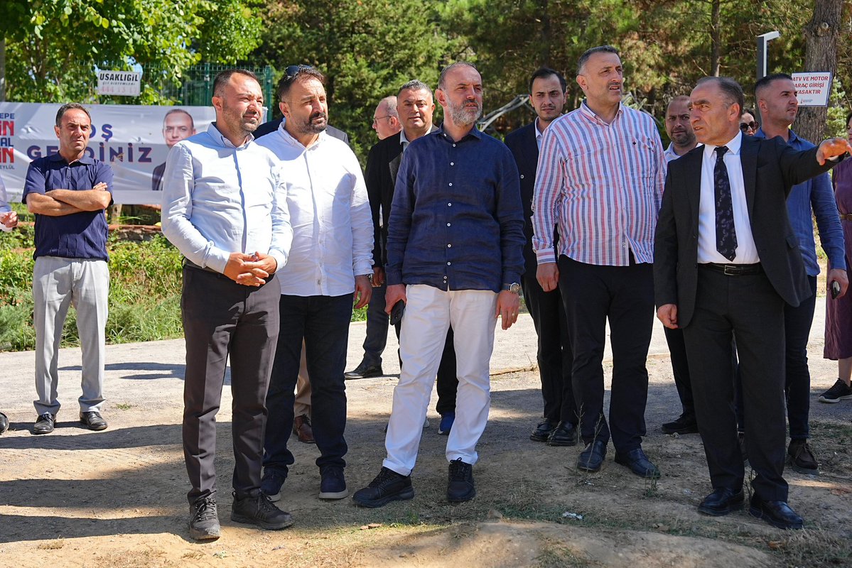alperyegin_'s tweet photo. Sancaktepe’de Emeklilerimizin de yanındayız. ❤️

📍 Veysel Karani Mahallesi’nde yapımına devam ettiğimiz Emekliler Lokalimizi  Muhtarımız Erdoğan Sayar ile birlikte  inceledim. 

Emeklilerimizin keyifle vakit geçireceği, güzel anılar biriktireceği yeni buluşma noktamızı çok yakında hizmete açacağız.

Sancaktepe Kazanmaya Devam Ediyor!