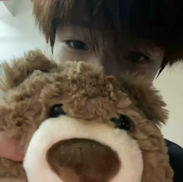 Mole3zkk's tweet photo. 我想你 https://t.co/SNkG7ahjy0