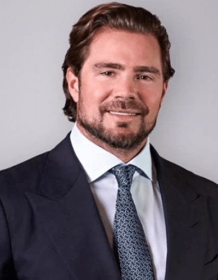 ancapchequei's tweet photo. 🚨BOMBA: Vorcaro perguntou a Moraes, dois dias antes de ser preso, se já deveria deixar o país para escapar da prisão, revela o Estadão com base em mensagens extraídas do celular do banqueiro. https://t.co/i56tcy1Cbw