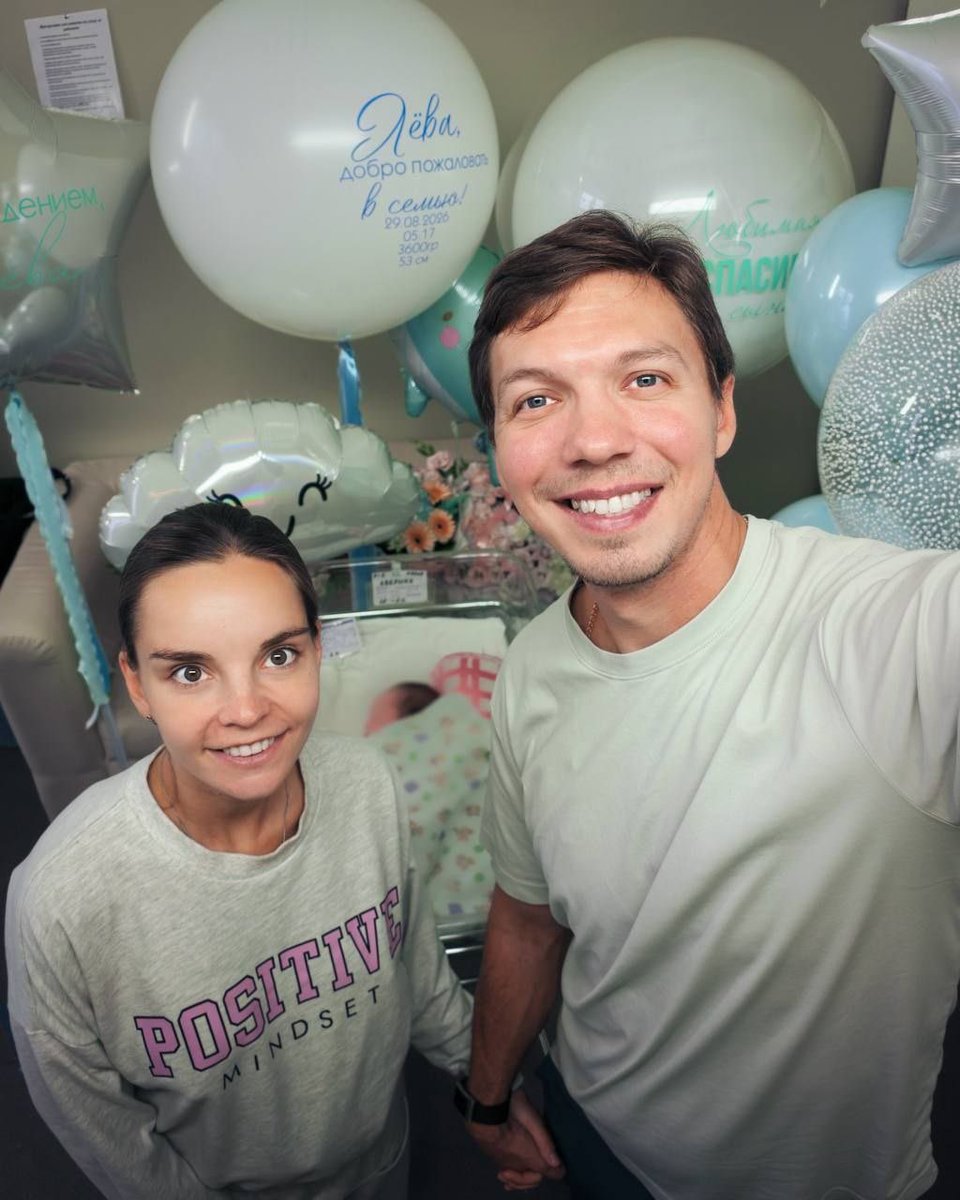 I__DUNCAN's tweet photo. Rhythmic gymnastics legend Dina Averina has become a mom! 🤍

The 18-time World Champion and Tokyo Olympic silver medalist welcomed her first child, a baby boy named Lev, with her husband Dmitri Soloviev.

Congratulations to the family! 🥹 https://t.co/JOzvnReoJm