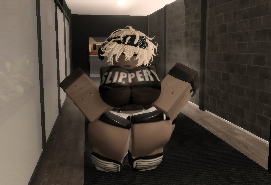 taniacocacola07's tweet photo. Suup big booi

#rr34 | #robloxcondo https://t.co/lmDb1ufmcQ