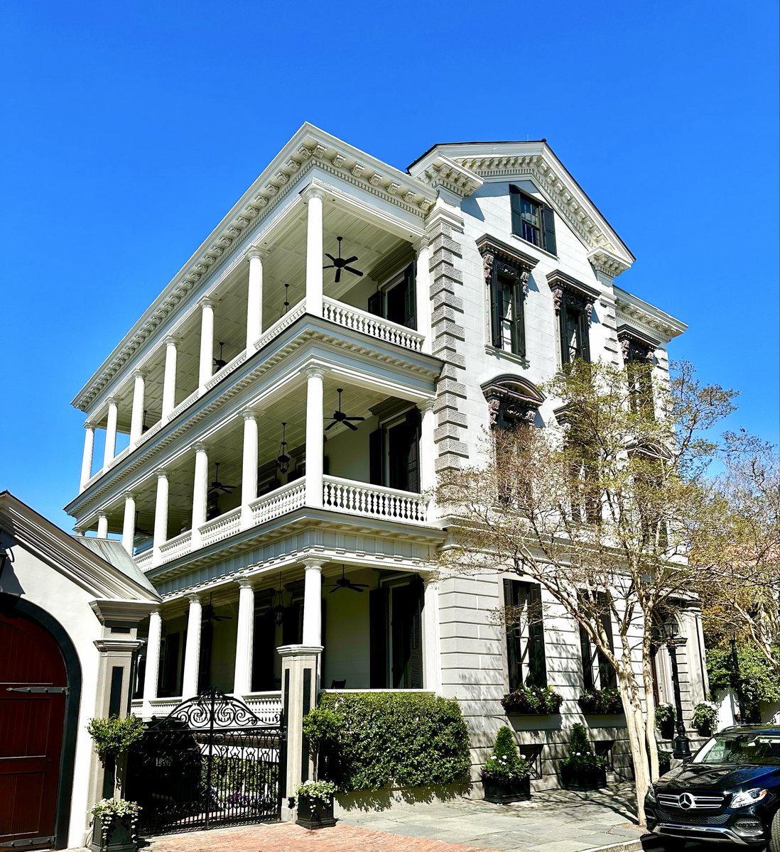 MERconferences's tweet photo. Interested in a quick weekend trip to a fun and historic city to earn 12 CME credits? We have a 3-day Pediatric &amp; Adolescent conference in Charleston, SC coming up September 11-13. Visit https://t.co/UmuciHdtlc for details! https://t.co/IBadG6loiH