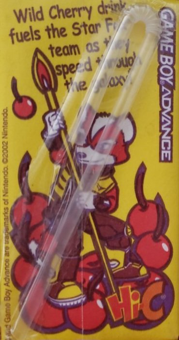 AndrossSF0's tweet photo. Fox McCloud on a 2002 Hi-C juice box &amp; a collectible card that came with it. Each box came with 1 of 10 character cards featuring various Nintendo characters.

#starfox #starfoxadventures #Nintendo #gamecube https://t.co/C2qLAUhc26
