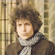 dieboldcomics's tweet photo. I've been telling SiriusXM that they need a Bob Dylan channel, and as you can expect pretty much getting ignored.  So I took matters in my own hands and created my own Dylan channel.  I loaded a USB drive with over 1,300 Dylan songs and now play that in my car. https://t.co/iSaJ6IMlxp