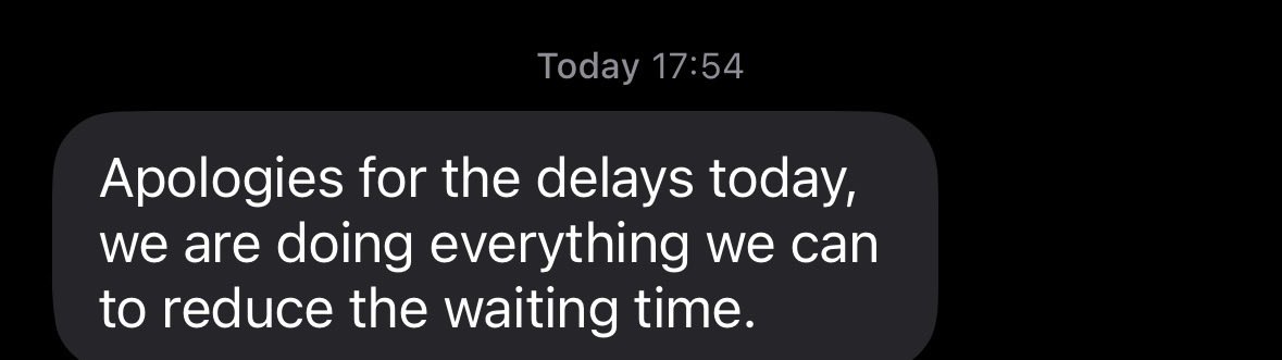 Shootmenoww's tweet photo. @LeShuttle is this serious?

As far as I can see you’re creating delays, queues and chaos. https://t.co/Nq5yv5Stbh