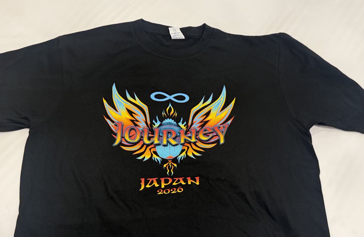 mimo07392520404's tweet photo. LIVE中、飛んできた〜👕🤗🎶
#JOURNEY
#FinalFrontier
#有明アリーナ https://t.co/vzptC0CALR