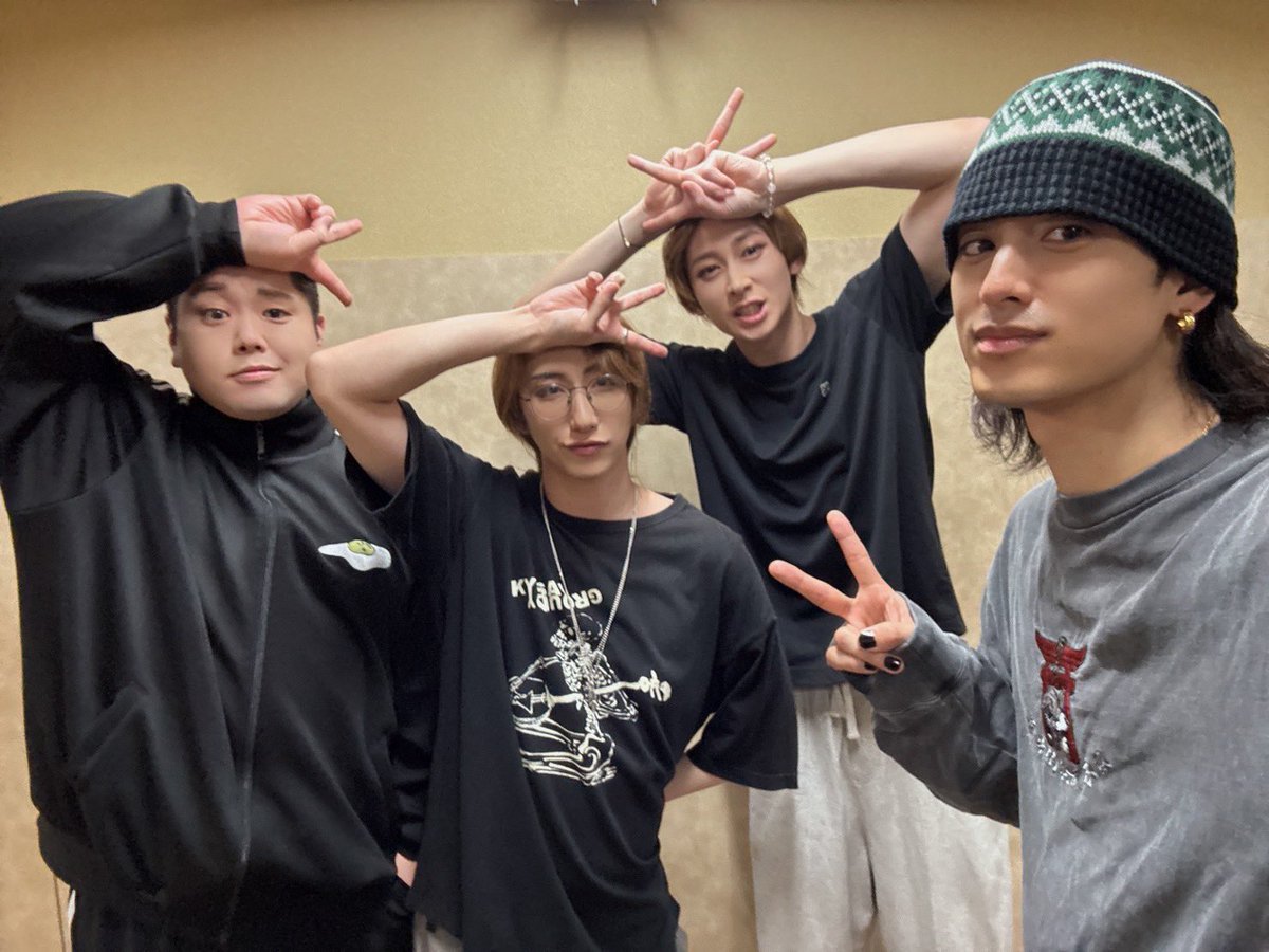 koki_azuma's tweet photo. 剣劇「三國志演技〜蜀漢」
本日もご来場ありがとうございました！

そしてそして今日はアフタートークもありがとうございました！！
楽しかったね笑笑

明日も明治座にてお待ちしております。

#剣劇三國志 https://t.co/yHMRd4AyM9