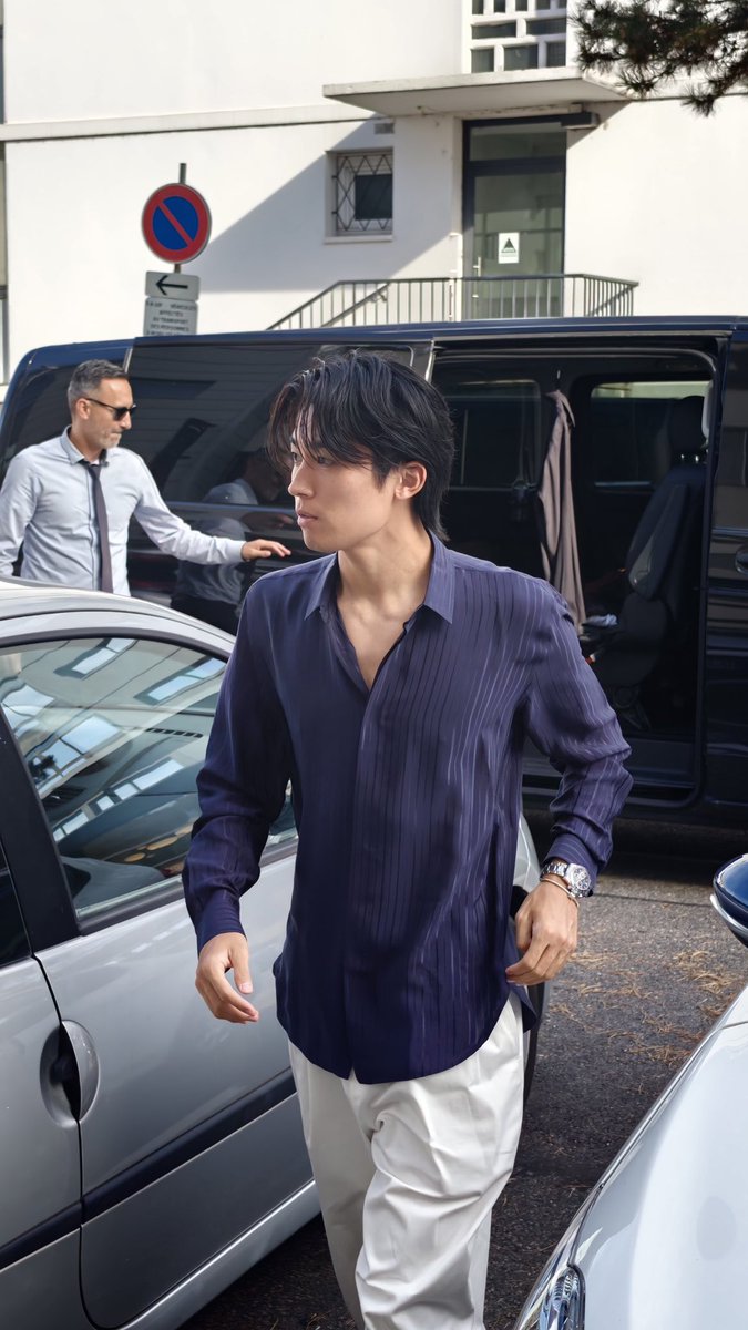 Fooootest's tweet photo. 中村敬斗がメディカルチェックのため、リヨンに到着した模様🇯🇵🔥

📸@ThibaultPascal https://t.co/dQrakCnJge