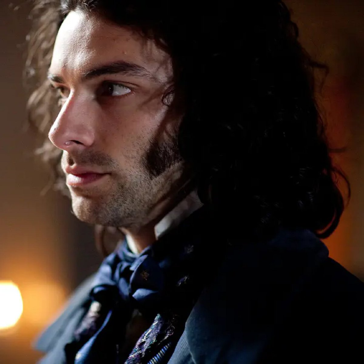 TurnItDownSome's tweet photo. Aidan as Dante ❤️
Gorgeous photo! I don't remember seeing this very often... except in one of Red Sangre's edits 😊

Photo source: https://t.co/nqPhbpAhzp

#aidanturner #dantegabrielrossetti #desperateromantics #curls https://t.co/GJs2aUPPe8