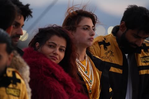 justabitlost7's tweet photo. This duo has my whole heart 🥹❤️
#RubinaDilaik #FarrhanaBhatt #kkk15 https://t.co/yQ4uXuoKiV