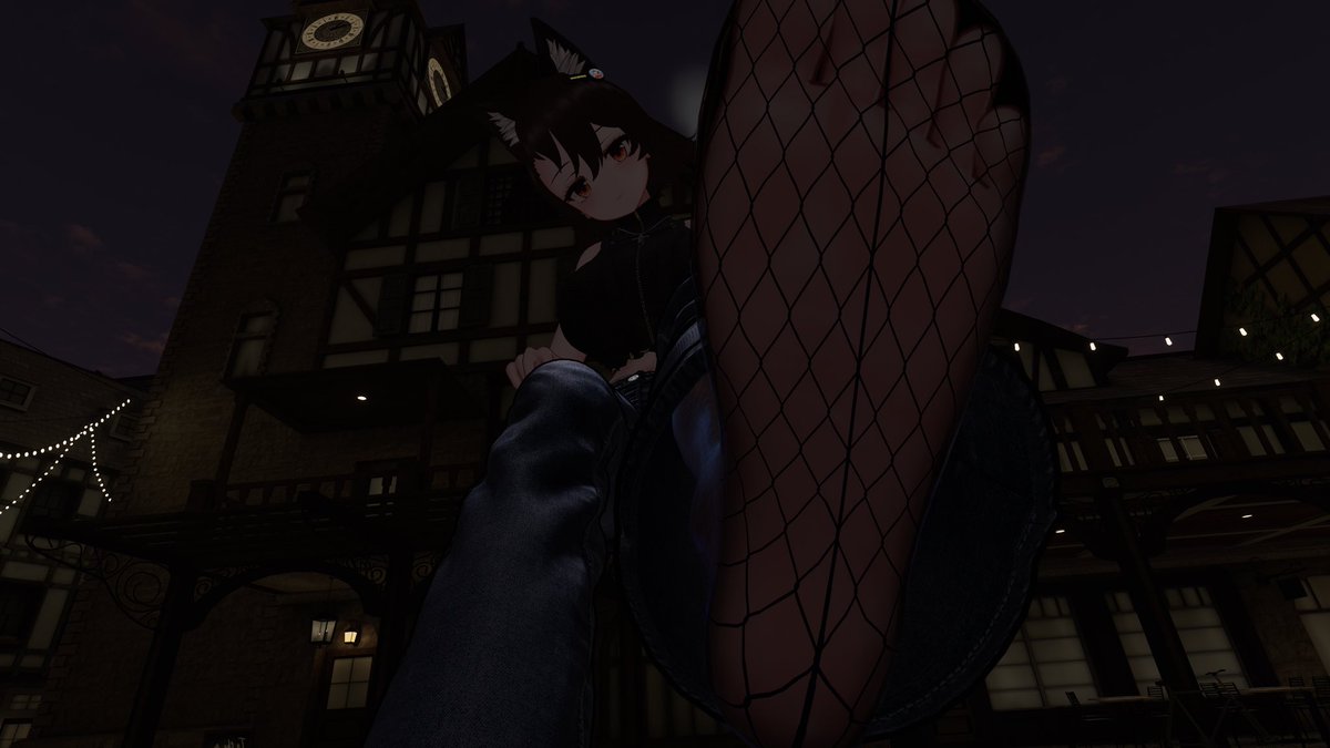 AriAriArizonaVT's tweet photo. I heard from a little birdy that it was #Steptember so uh… you know what comes next I guess :3

#sizetwitter #sizevrchat #giantess https://t.co/obawlXGQ1b