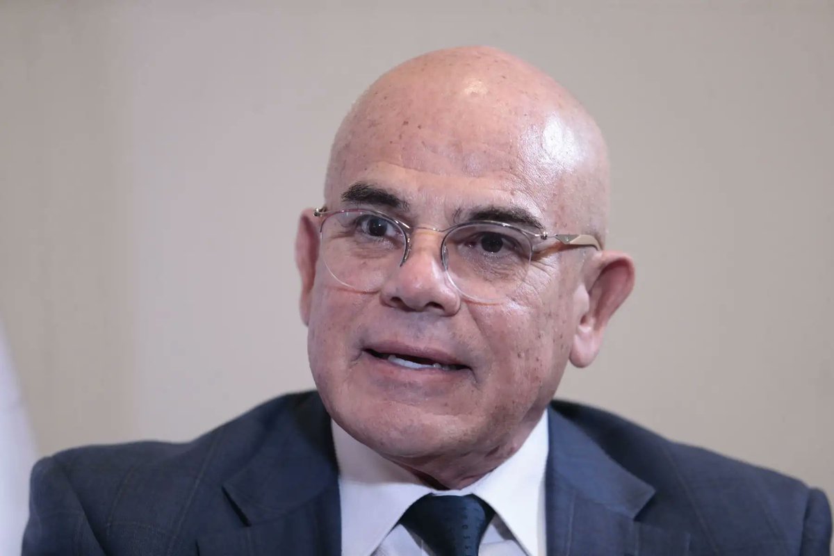 Agencia_Andina's tweet photo. El ministro de Justicia y Derechos Humanos, Ernesto Álvarez, afirmó que aprobar el pedido de delegación de facultades legislativas solicitadas por el Poder Ejecutivo, responde a una necesidad de la ciudadanía por más seguridad.
👉 https://t.co/whWePGX16w https://t.co/Hszd92fhut