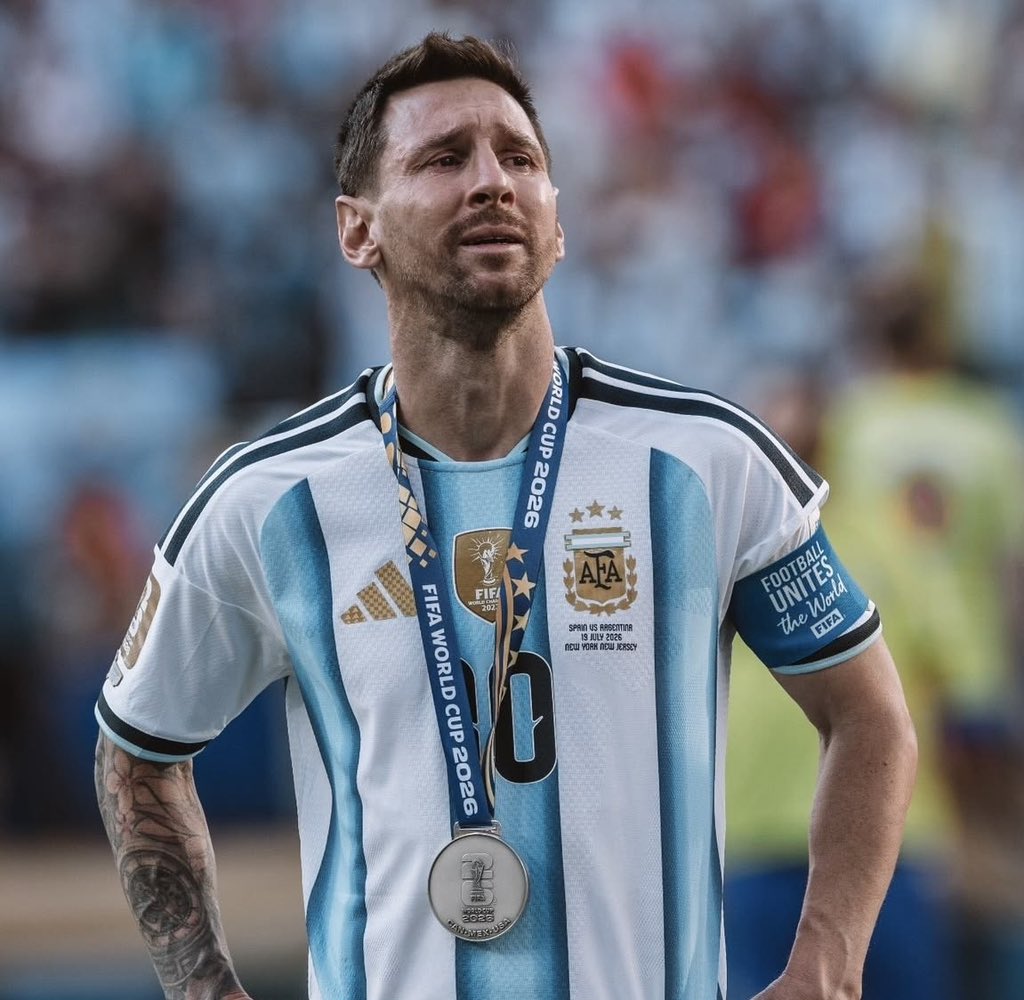 ertugrul_one1's tweet photo. أهداف ليونيل ميسي أمام المنتخبات الكبرى:

🇧🇷 البرازيل: 0 أهداف ❌
🇩🇪 ألمانيا: 0 أهداف ❌
🇪🇸 إسبانيا: 0 أهداف ❌
🏴󠁧󠁢󠁥󠁮󠁧󠁿 إنجلترا: 0 أهداف ❌
🇳🇱 هولندا: هدف واحد
🇫🇷 فرنسا: هدفان

إجمالي المباريات: 20
عدد الأهداف: 3

مسيرة مضحكة ومحمية من الإعلام. https://t.co/nOs55KwgJY