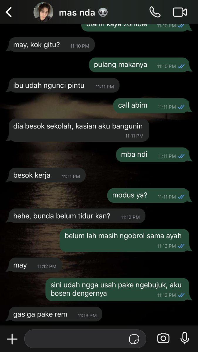 rockiescatto's tweet photo. ihtaes one tweet au, one photo no caption padahal.. https://t.co/3XeMKX5MNC